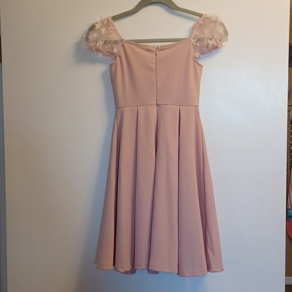 WDIRARA GIRS APPLIQUE MESH PUFF SLEEVE DRESS, size 8Y-9Y.